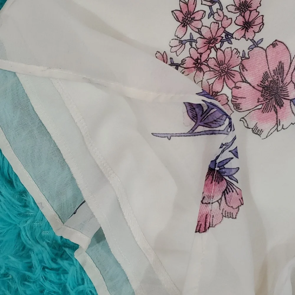 Bailey Blue Floral Romper - Picture 3 of 4